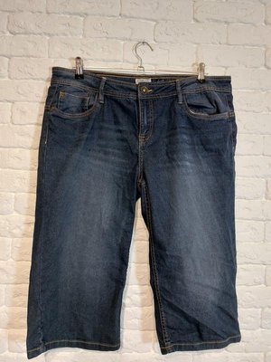 Фірмові джинсові шорти бриджі 36р. 108603722 фото